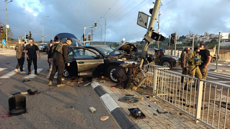 مصرع فتى فلسطيني في حادث طرق بمركبة اسرائيلية قرب الخليل 